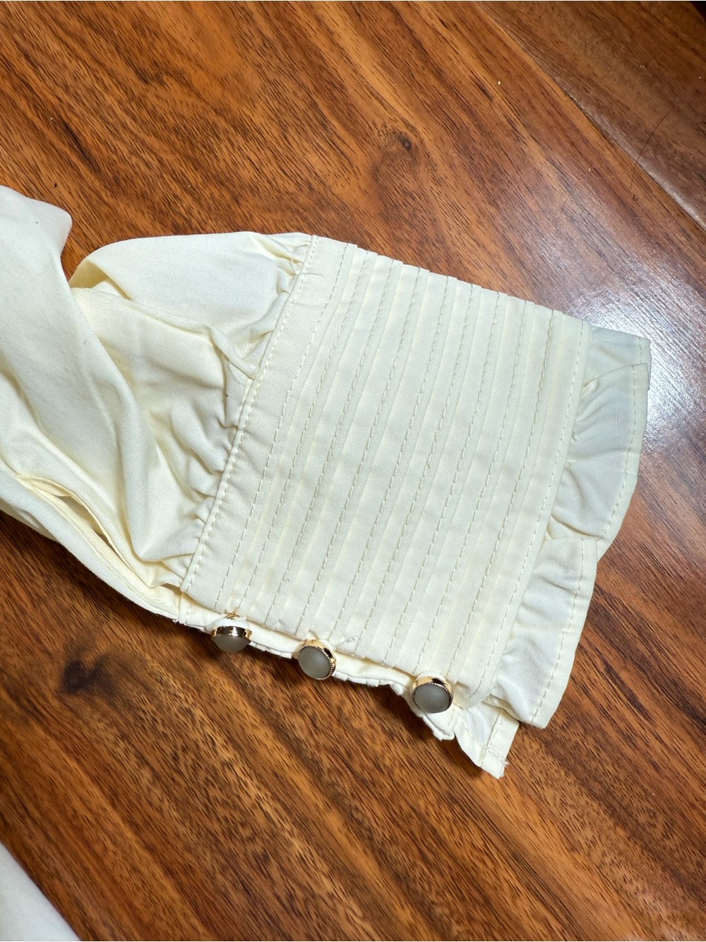 Simple Retro Cream Ruffled High-Neck Button Front Blouse - Size S - Picture 6 of 14
